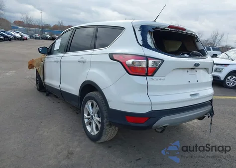 2017 Ford Escape Se z USA, uszkodzony, nr VIN 1FMCU9GD4HUB75785